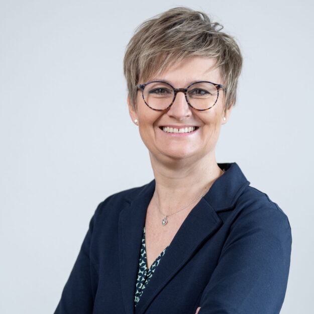 Portrait_ElviravonEuw_klein_2025